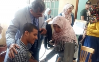 المغربى» يتفقد إجراءات الكشف الطبي على الطلاب الجدد بجامعة بنها
